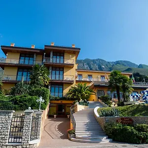 Cristallo Hotell